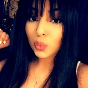 Meet your Posher, Stephany